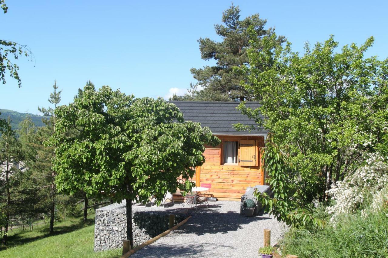 Clos Shambhala-Chalet D'Hotes Saint-Jean-Saint-Nicolas Exterior foto